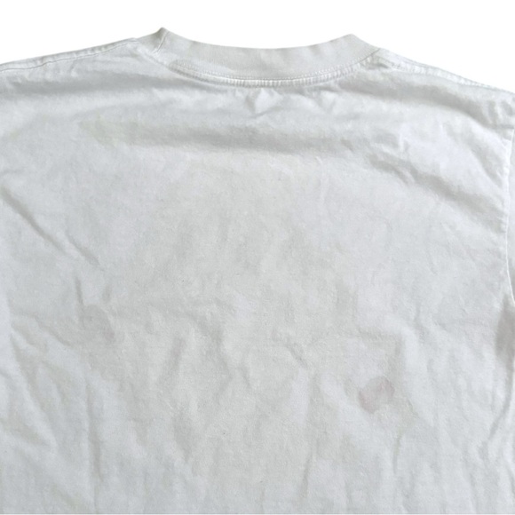 Red Hot Chili Peppers Graphic T-Shirt - Picture 3 of 7